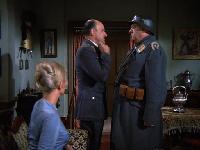 Click to watch 'Klinks Escape' (popup) Hogans Heroes